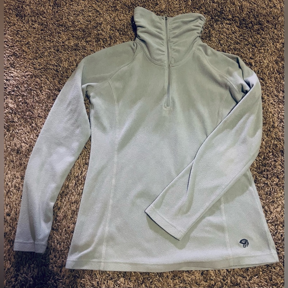 Mountain Hardwear Women’s Light Gray Quarter-Zip mock neck Fleece Pullover